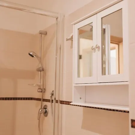 Apartment Artemide *